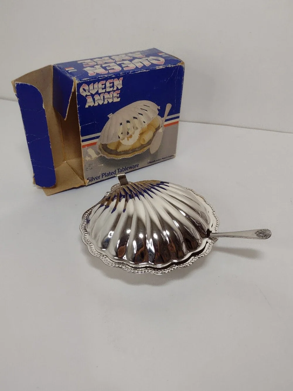 Queen Anne Vintage Butler Silver Tone Tableware in Blue and White Box